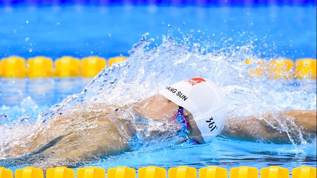 米兰体育APP-威少24+6+9难救主，火箭旧将破纪录亚历山大30分，雷霆双杀国王，威少在火箭得分